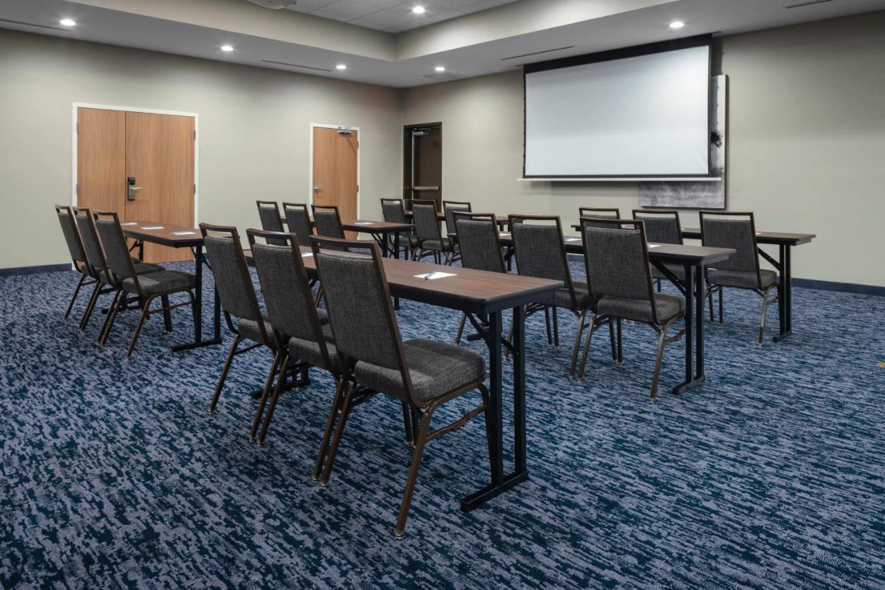 Fairfield Inn & Suites By Marriott Corinth South Denton Area מראה חיצוני תמונה